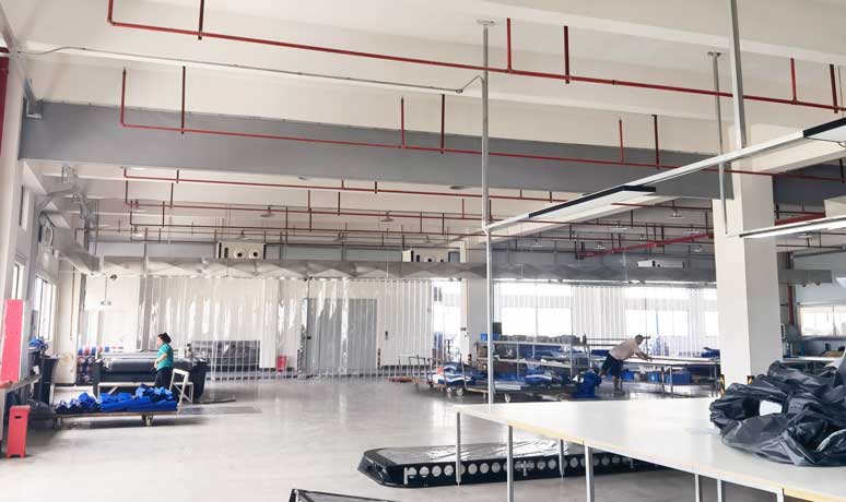 生產車間整體制冷降溫，安裝蒸發冷省電空調-臥式射流空調機組